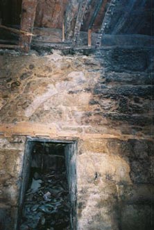 Cave de prédio do séc. XIX